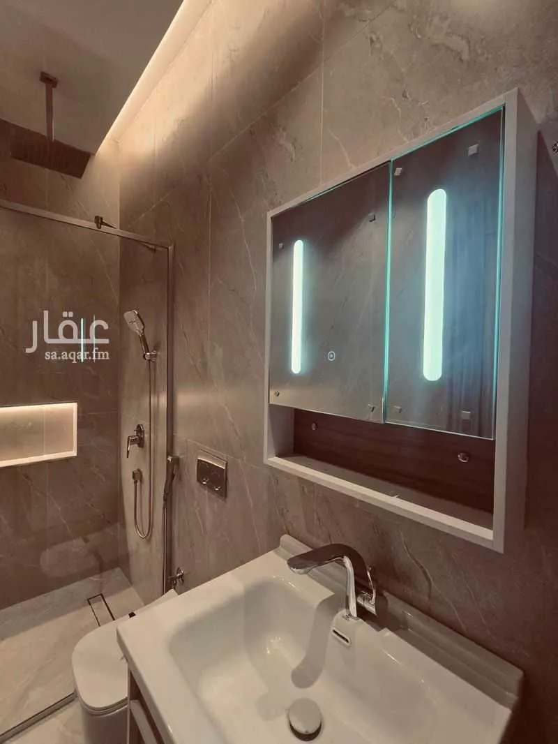 3 bedroom apartment in Al Hamra, Jeddah 17