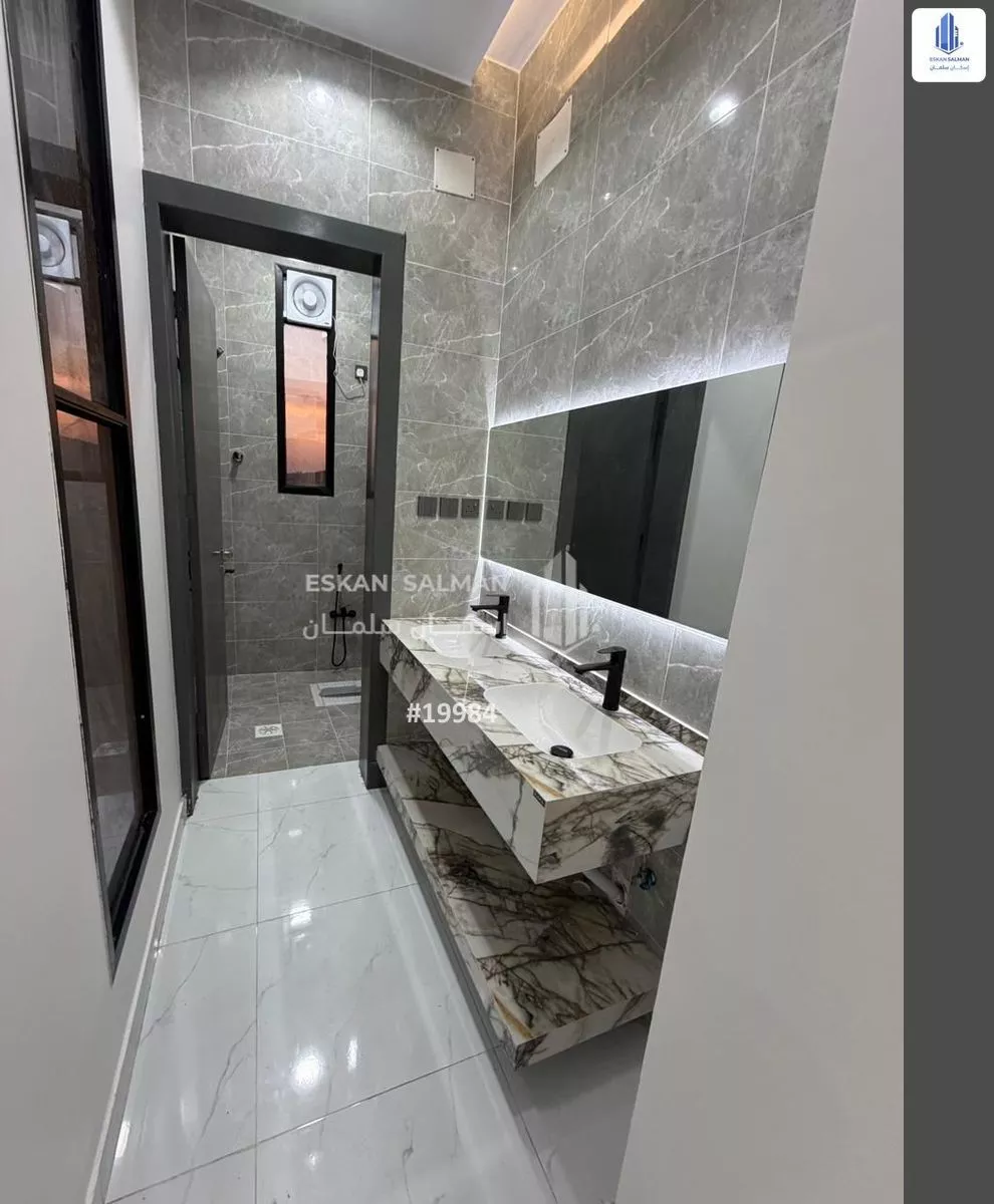 9 bedroom villa in Al Wahah, Khamis Mushait 2