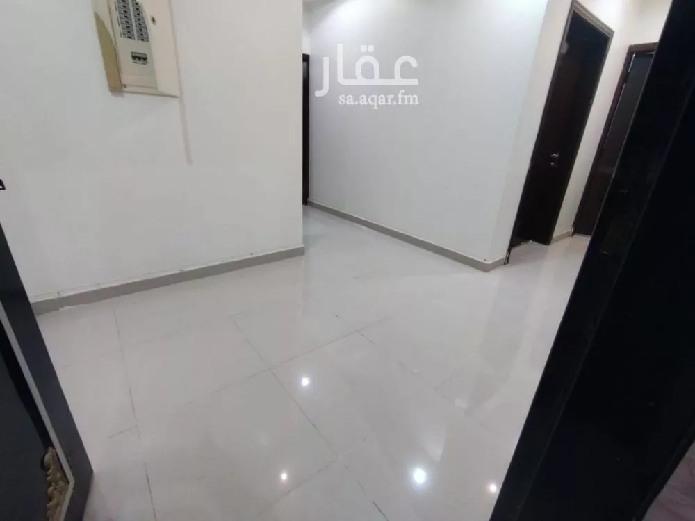 3 bedroom apartment in Al Aridh 7