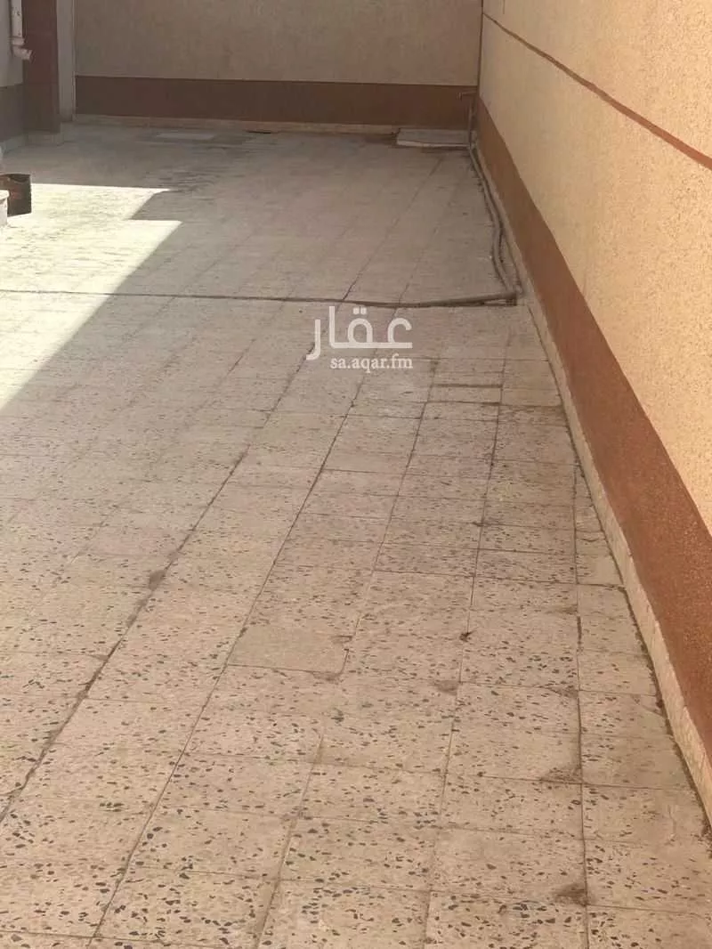 8 bedroom building in Al Aziziyah, Madinah 2