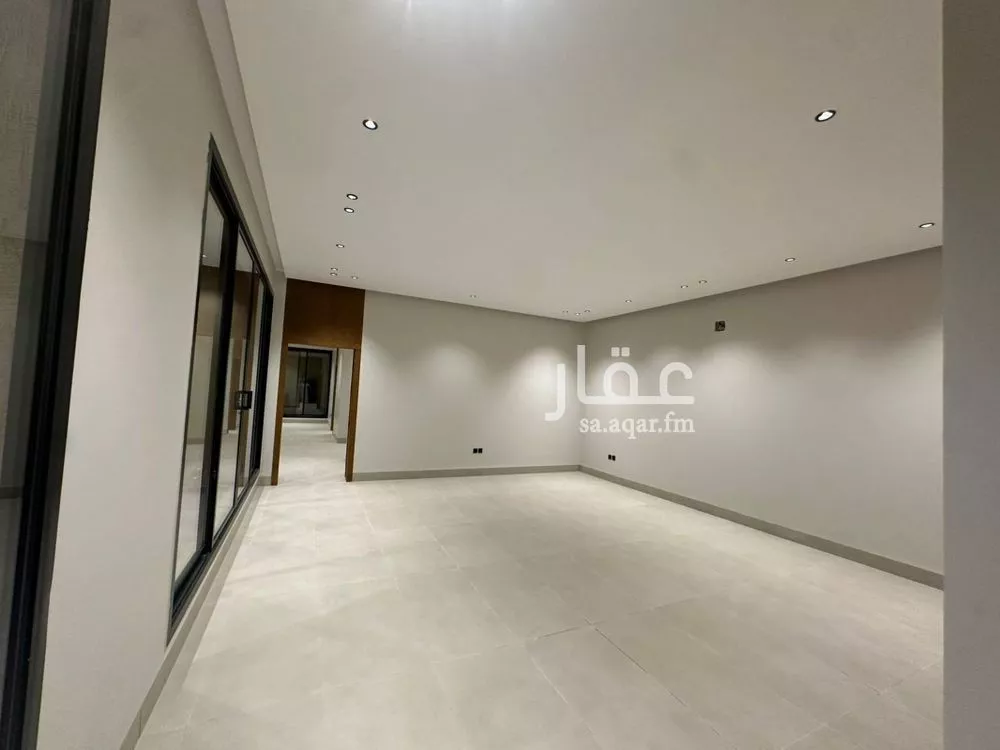 5 bedroom villa in Al Narjis 14