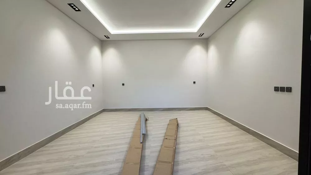 فيلا 5 غرف في الرمال 6