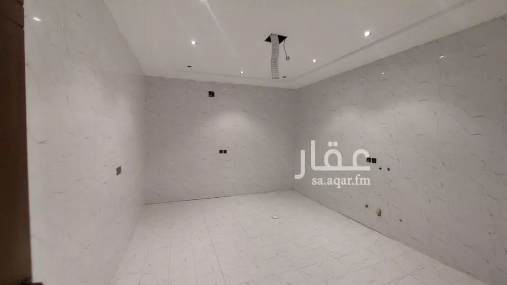 4 bedroom villa in Okaz 7