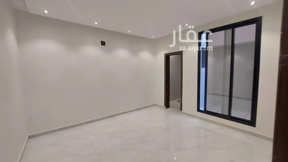 4 bedroom villa in Okaz 8
