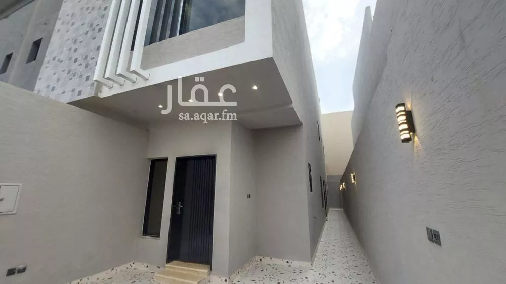 4 bedroom villa in Badr 3