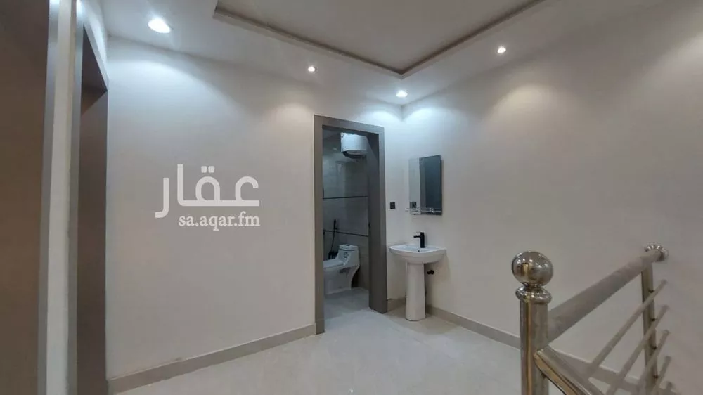 4 bedroom villa in Badr 5