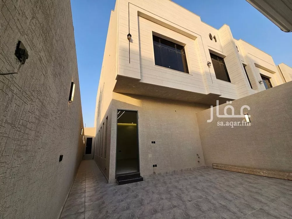 فيلا 5 غرف في الجنادرية 2