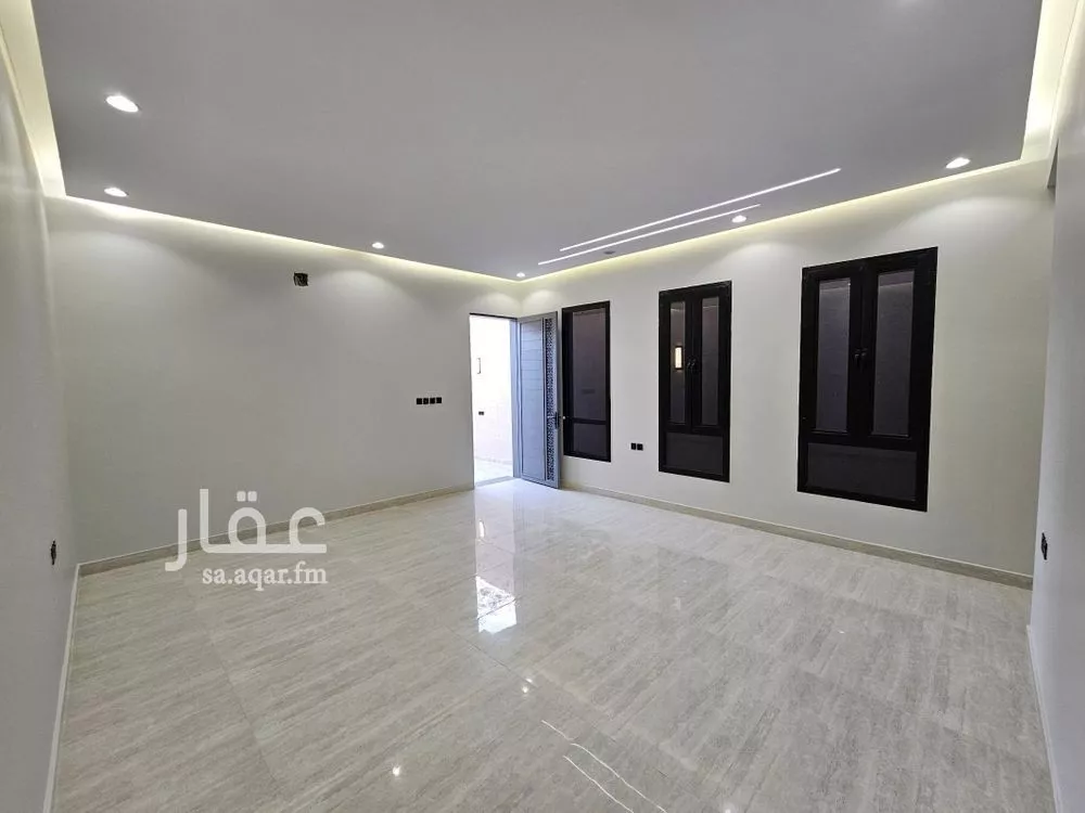 فيلا 5 غرف في الجنادرية 14