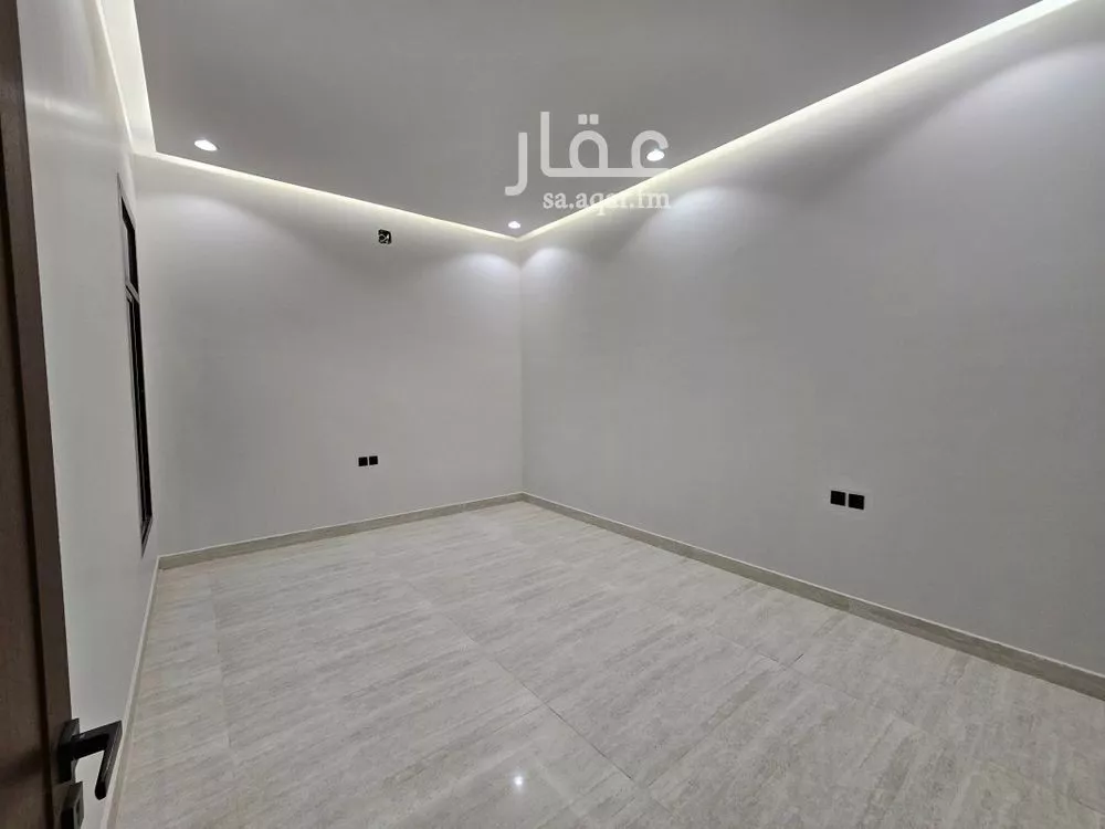 فيلا 5 غرف في الجنادرية 6