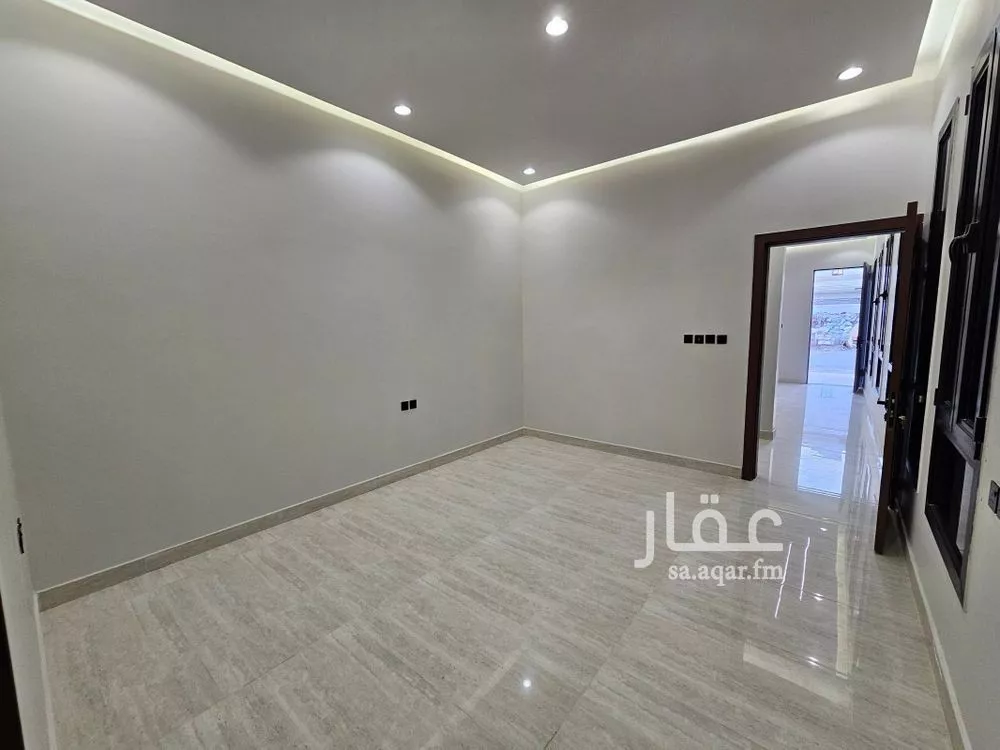 فيلا 5 غرف في الجنادرية 10