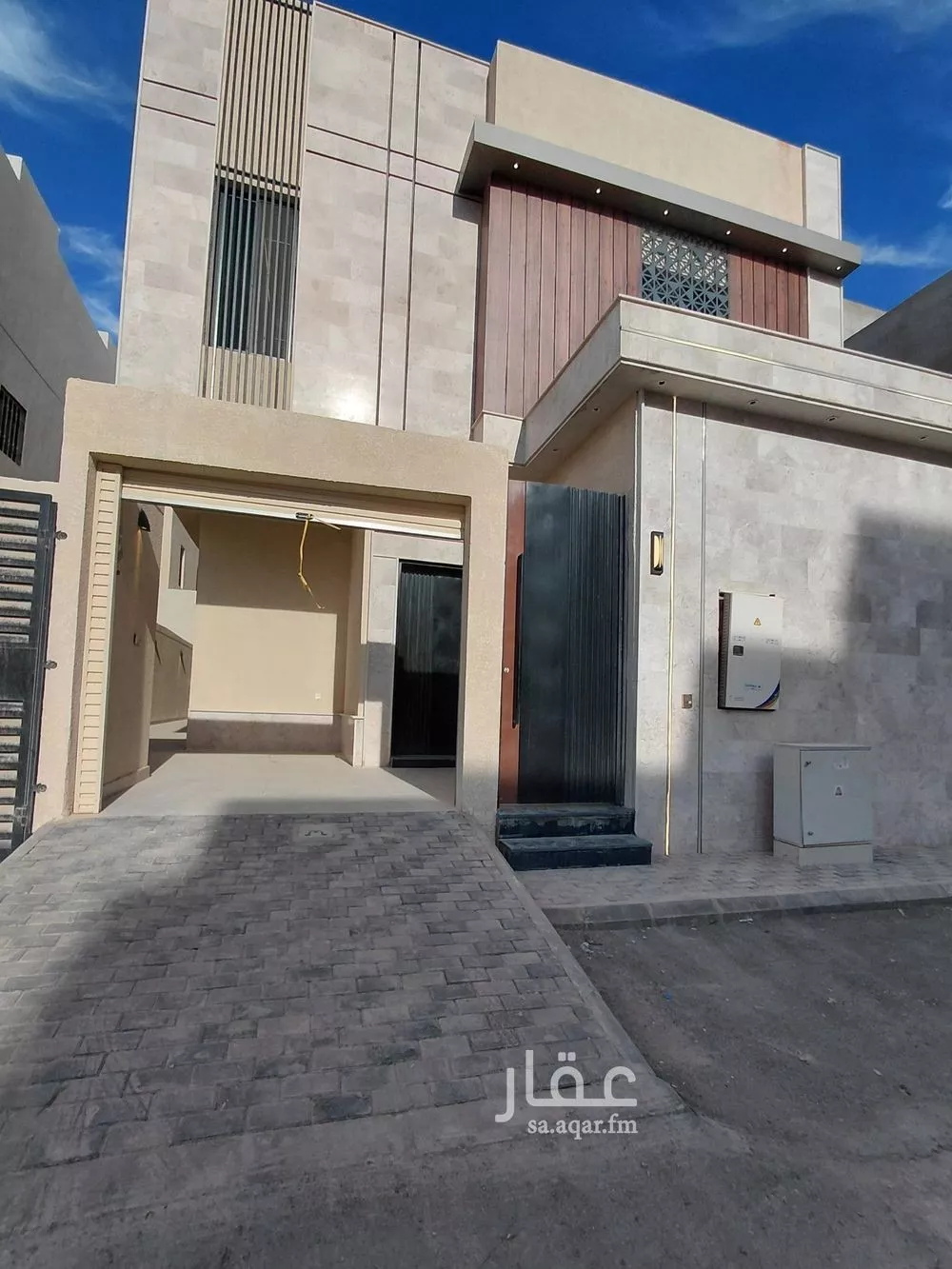 5 bedroom apartment in Al Janadriyah 2