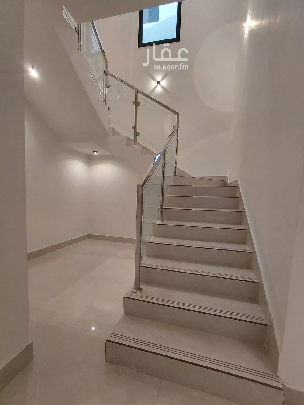 5 bedroom apartment in Al Janadriyah 23