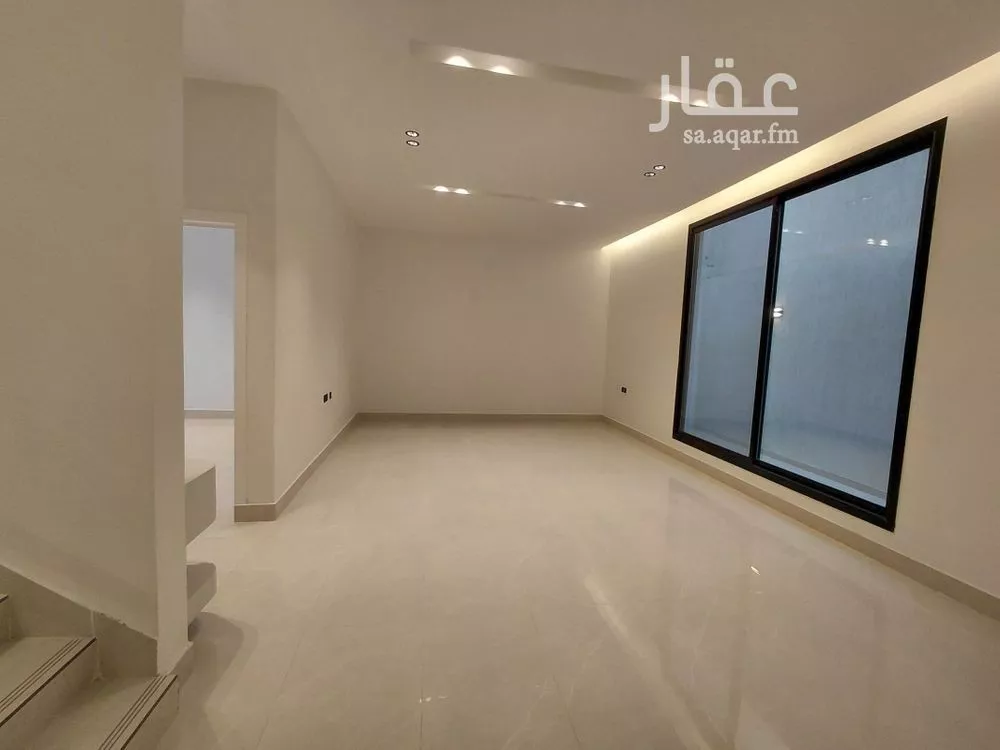5 bedroom apartment in Al Janadriyah 8