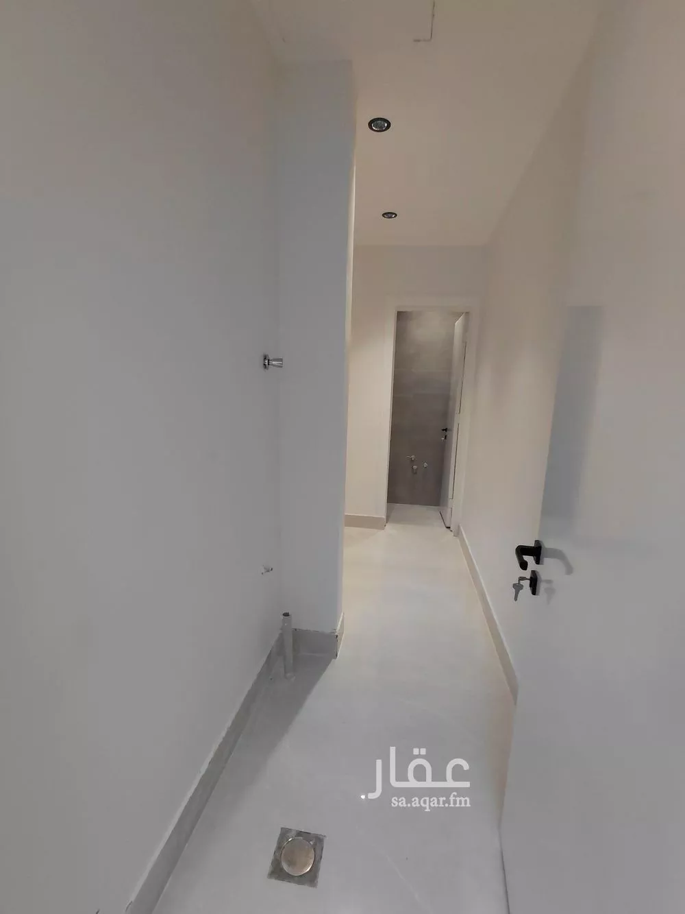 5 bedroom apartment in Al Janadriyah 9