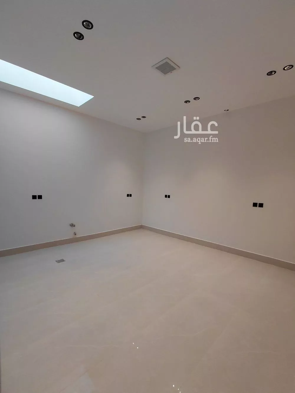 5 bedroom apartment in Al Janadriyah 10