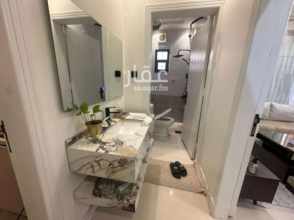5 bedroom villa in Al Munsiyah 2