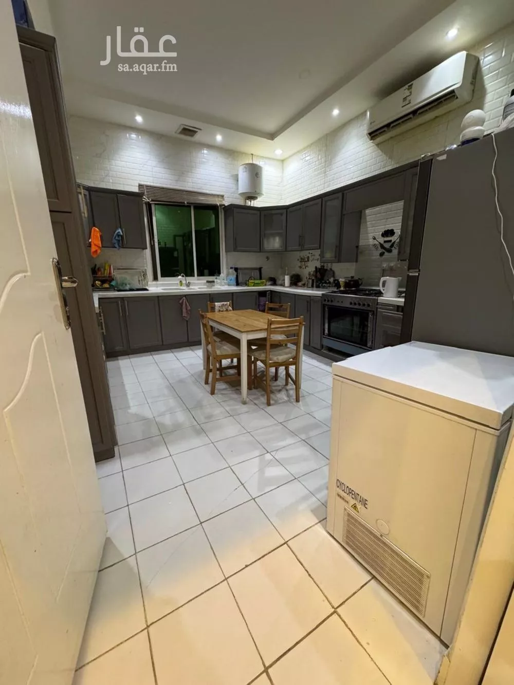 5 bedroom villa in Al Rimal 3