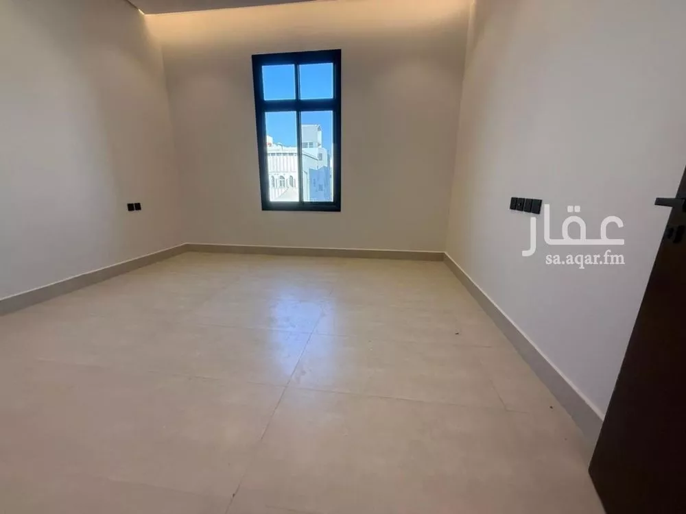 فيلا 7 غرف في ظهرة لبن 12