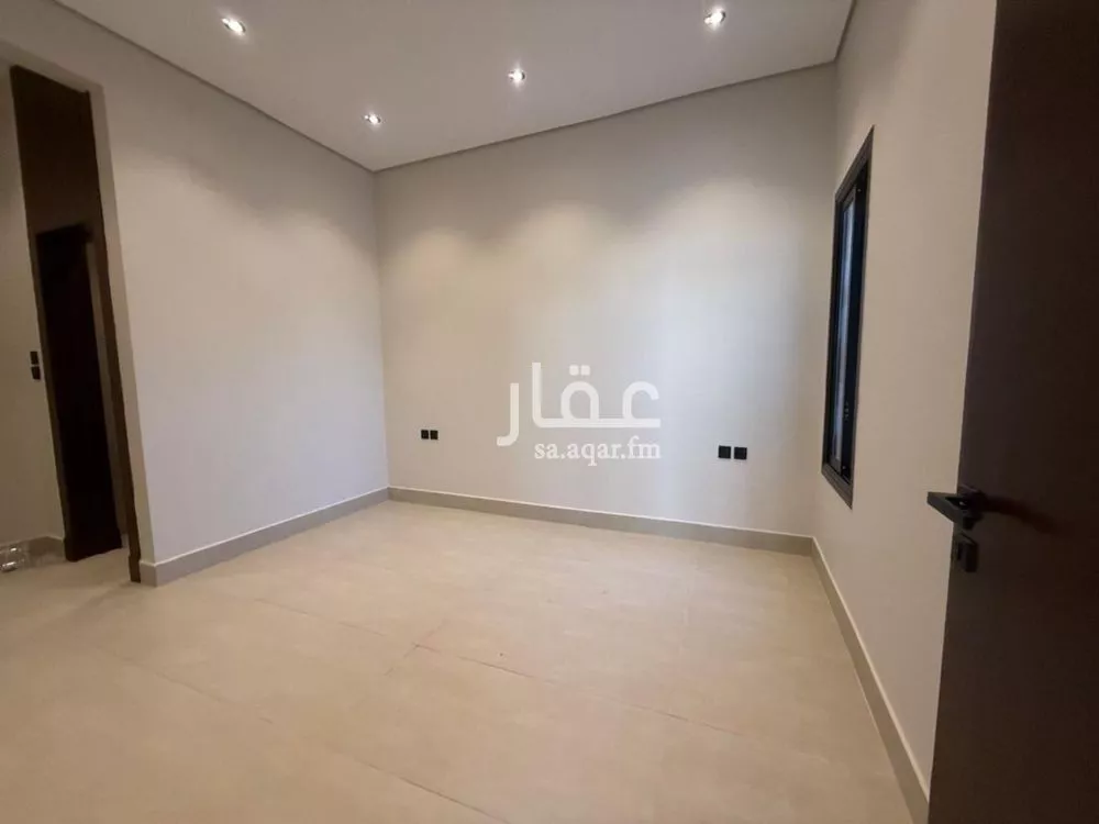 فيلا 7 غرف في ظهرة لبن 13