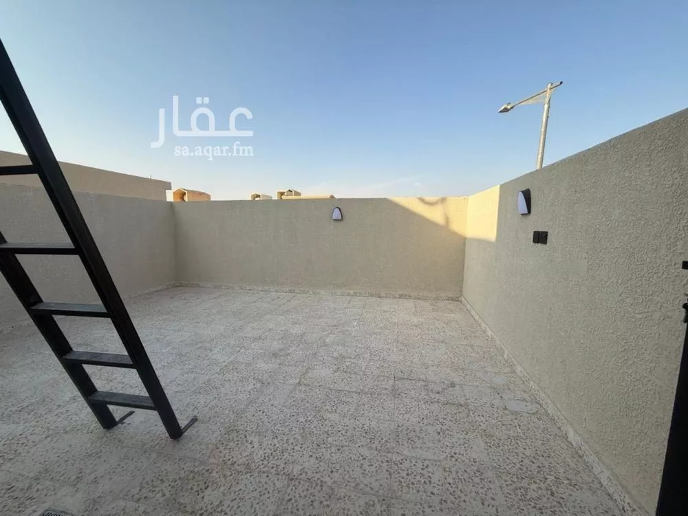 فيلا 7 غرف في ظهرة لبن 16