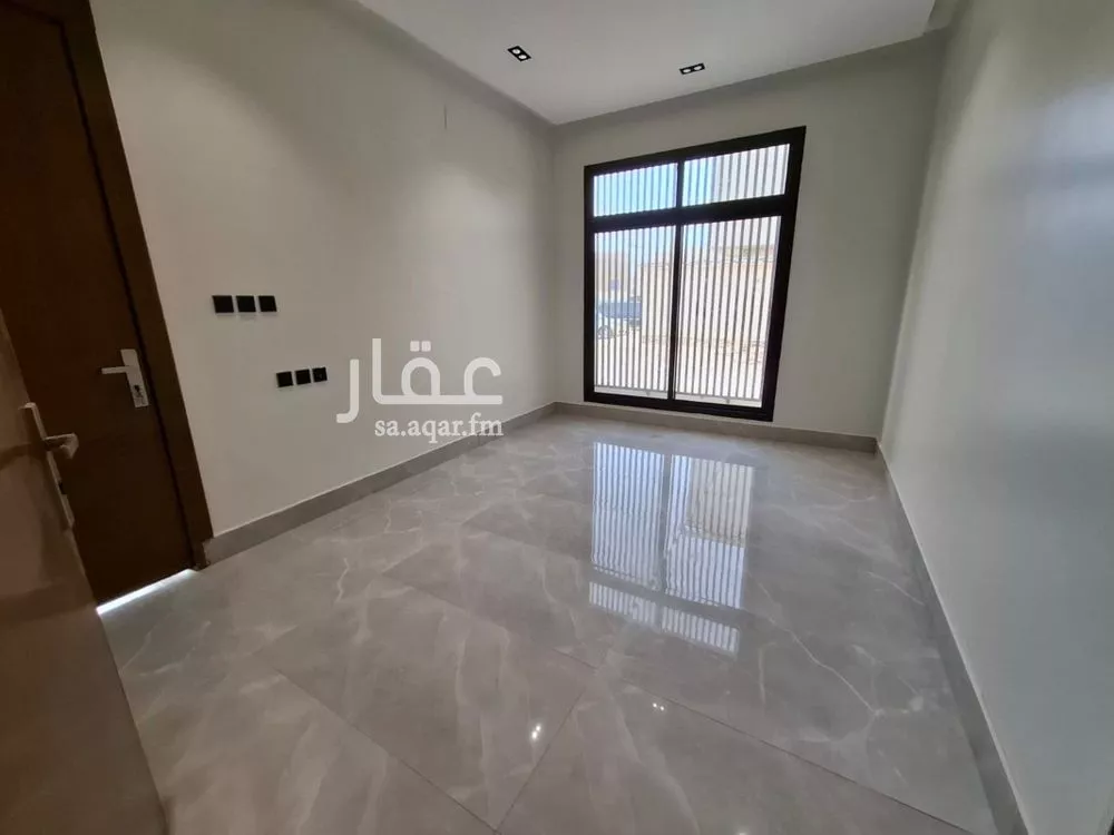 فيلا 6 غرف في ظهرة لبن 13