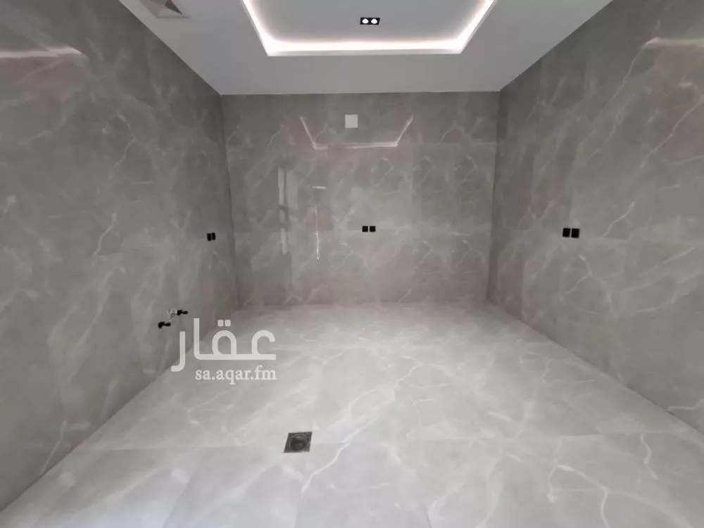 فيلا 6 غرف في ظهرة لبن 8