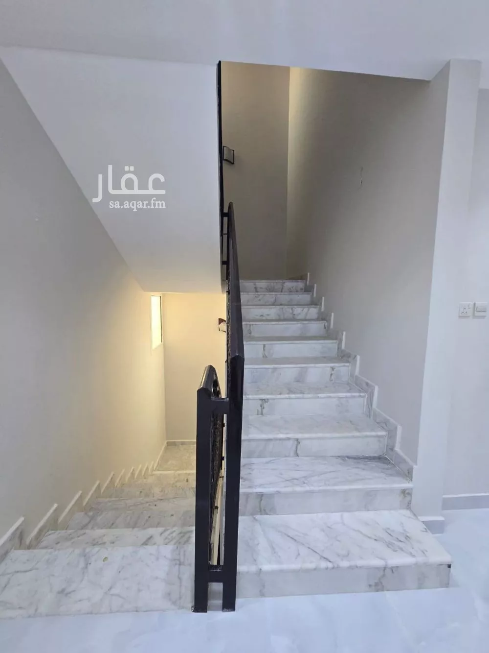فيلا 5 غرف في ظهرة لبن 15