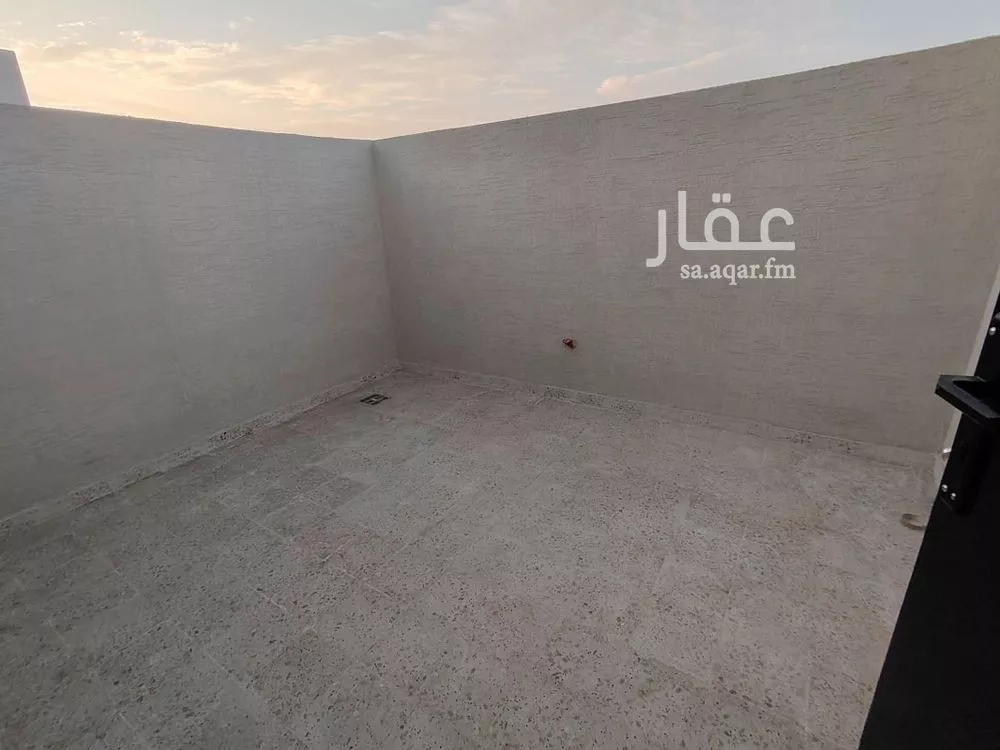 5 bedroom villa in Al Rimal 17