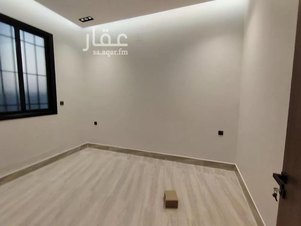 5 bedroom villa in Al Rimal 3