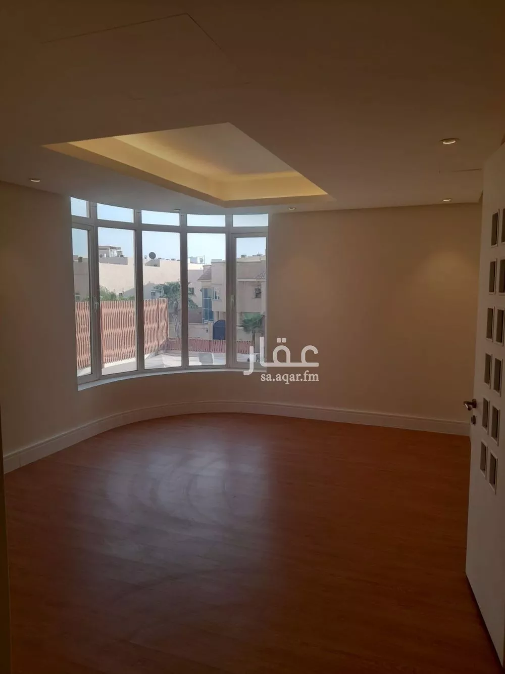 فيلا 5 غرف في النخيل 16