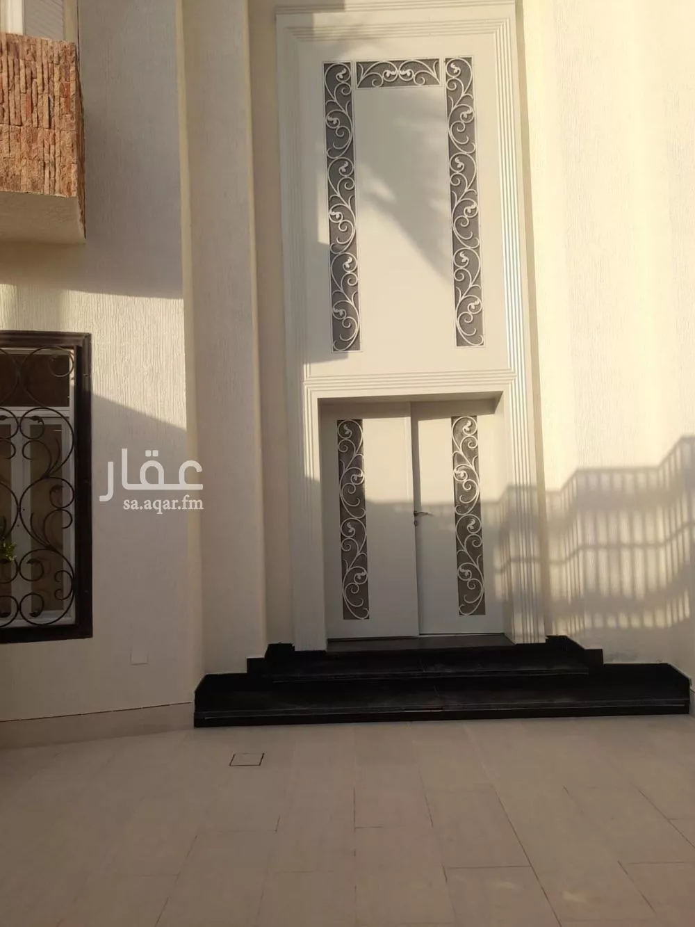 فيلا 5 غرف في النخيل 3