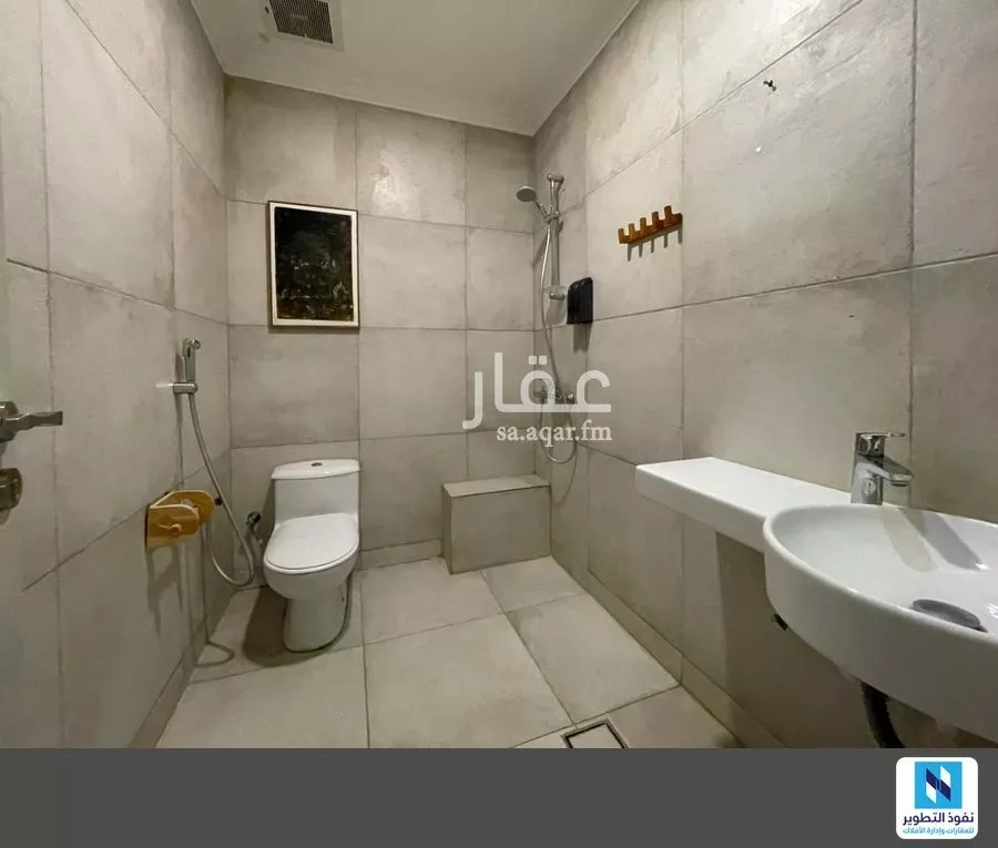 5 bedroom villa in Al Aridh 18