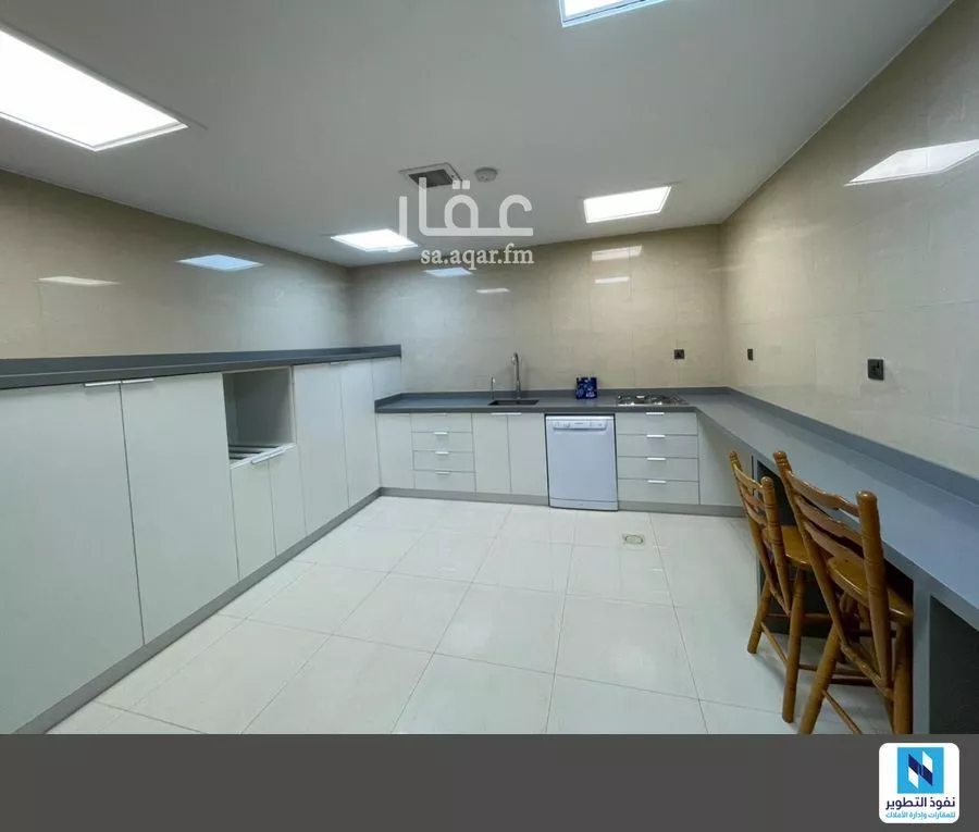 5 bedroom villa in Al Aridh 25