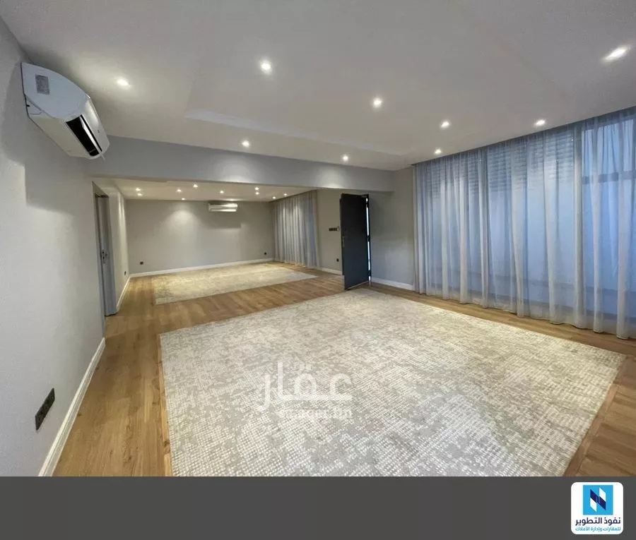 5 bedroom villa in Al Aridh 7