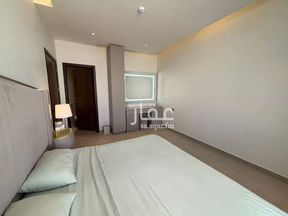 3 bedroom apartment in Al Mughrizat 14