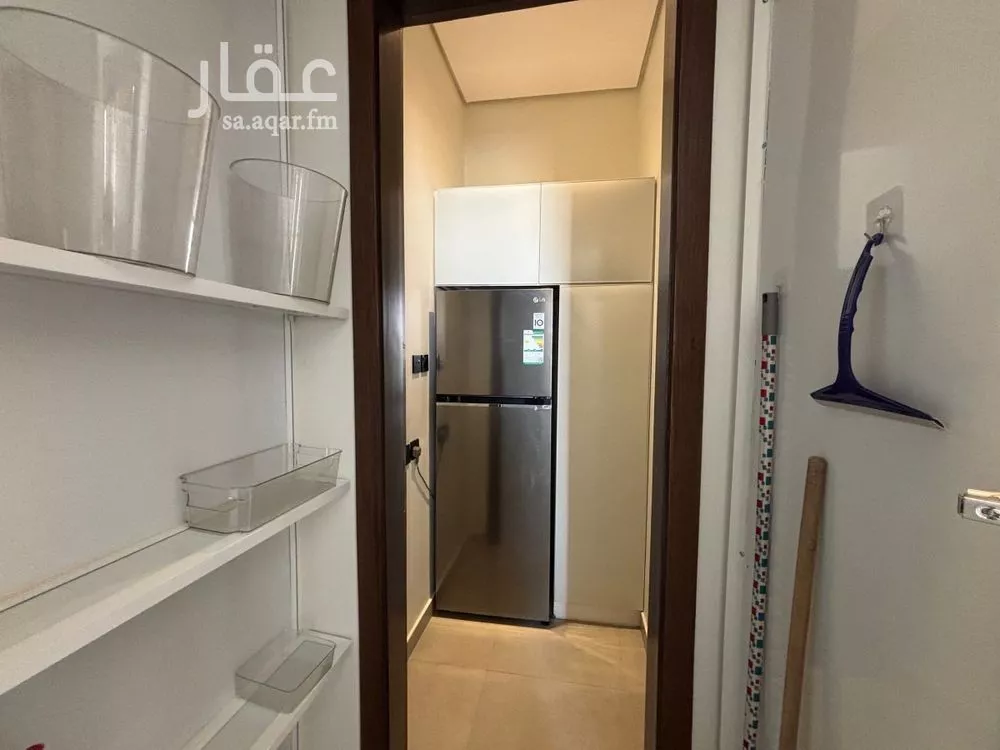 3 bedroom apartment in Al Mughrizat 22