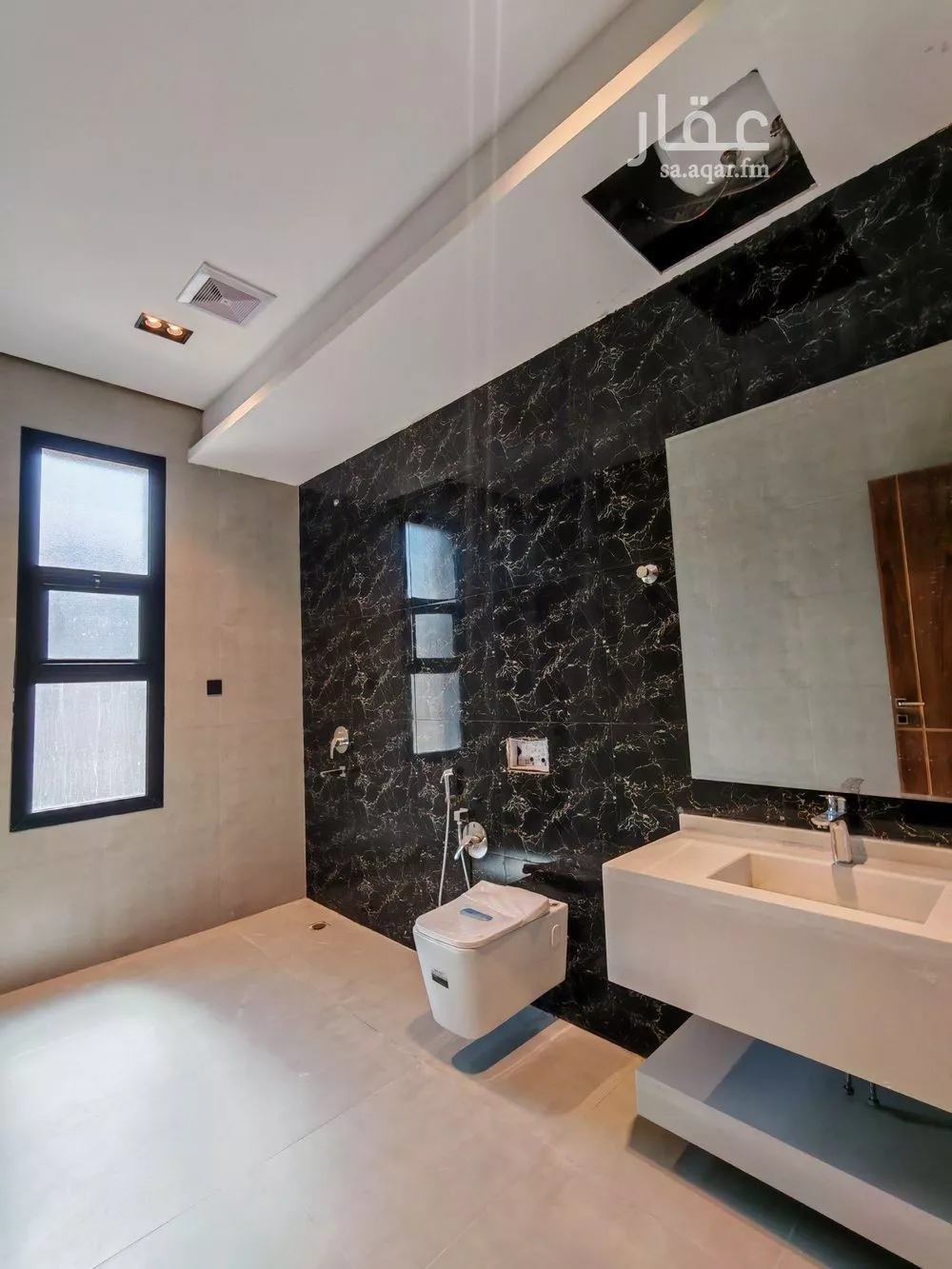 5 bedroom villa in Al Munsiyah 8