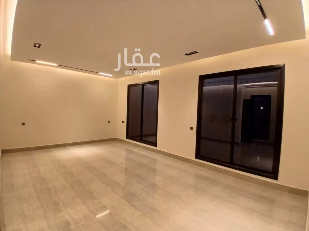 فيلا 6 غرف في الرمال 3