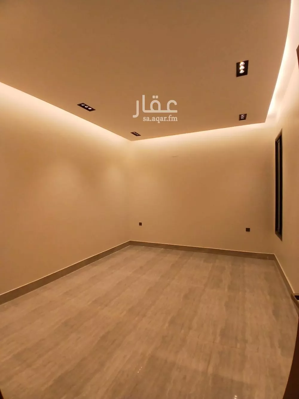 فيلا 6 غرف في الرمال 7