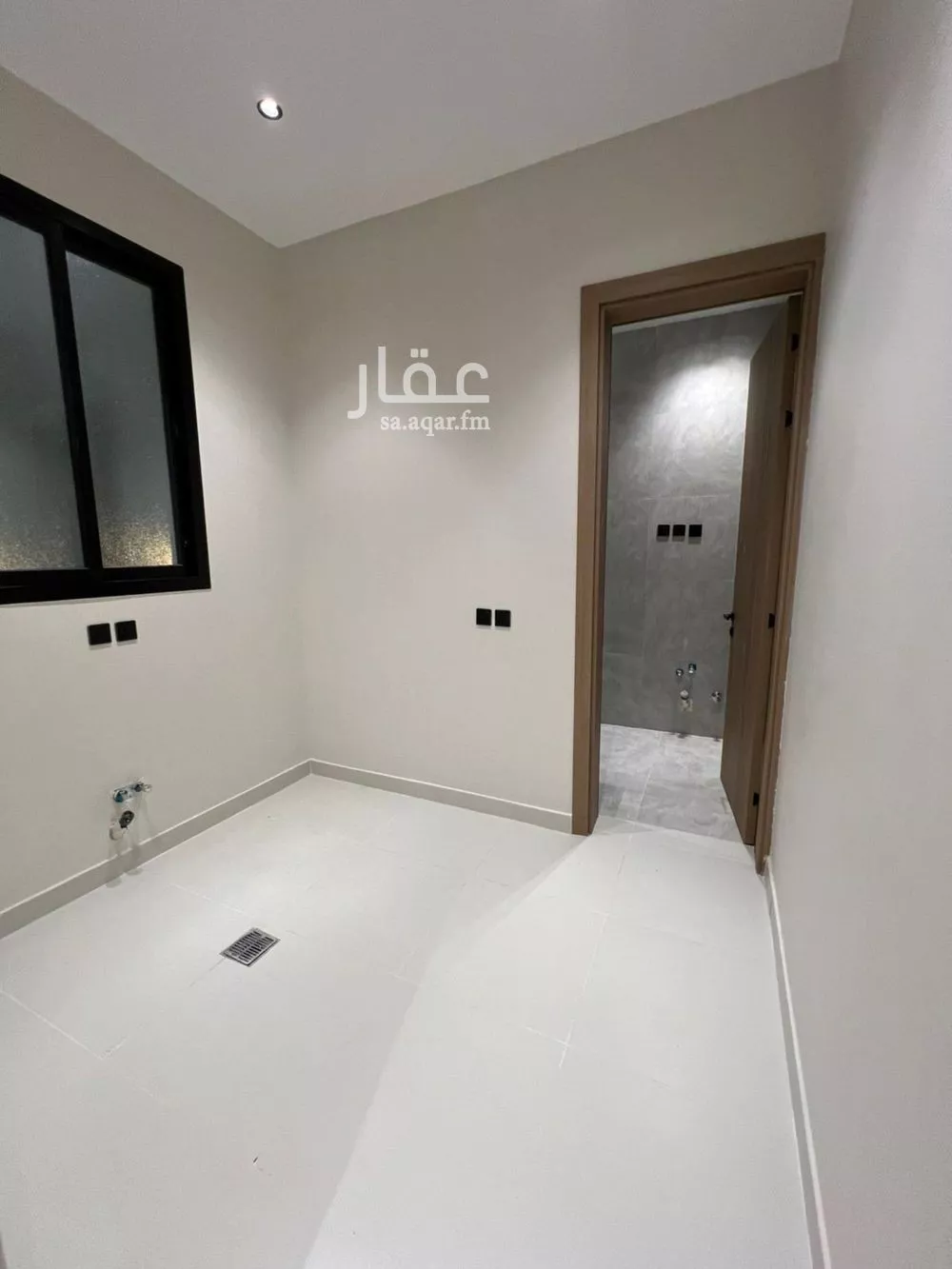 فيلا 7 غرف في ظهرة لبن 15