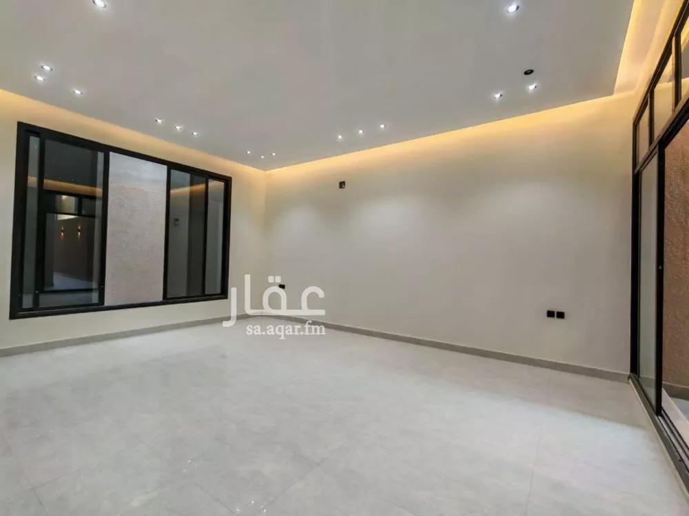 فيلا 5 غرف في الرمال 4