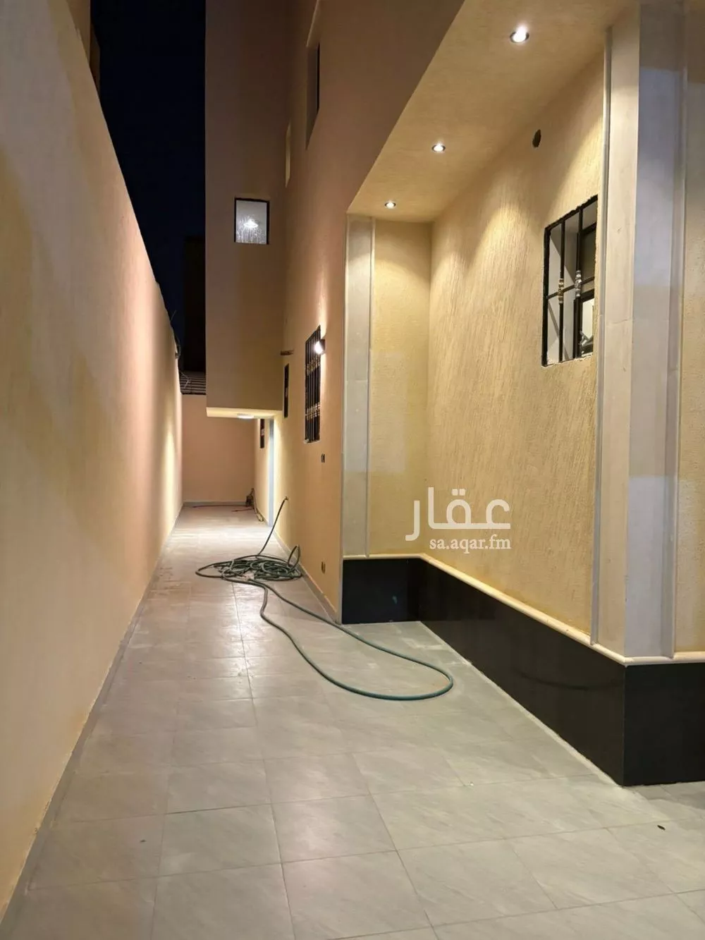 فيلا 8 غرف في طويق 17