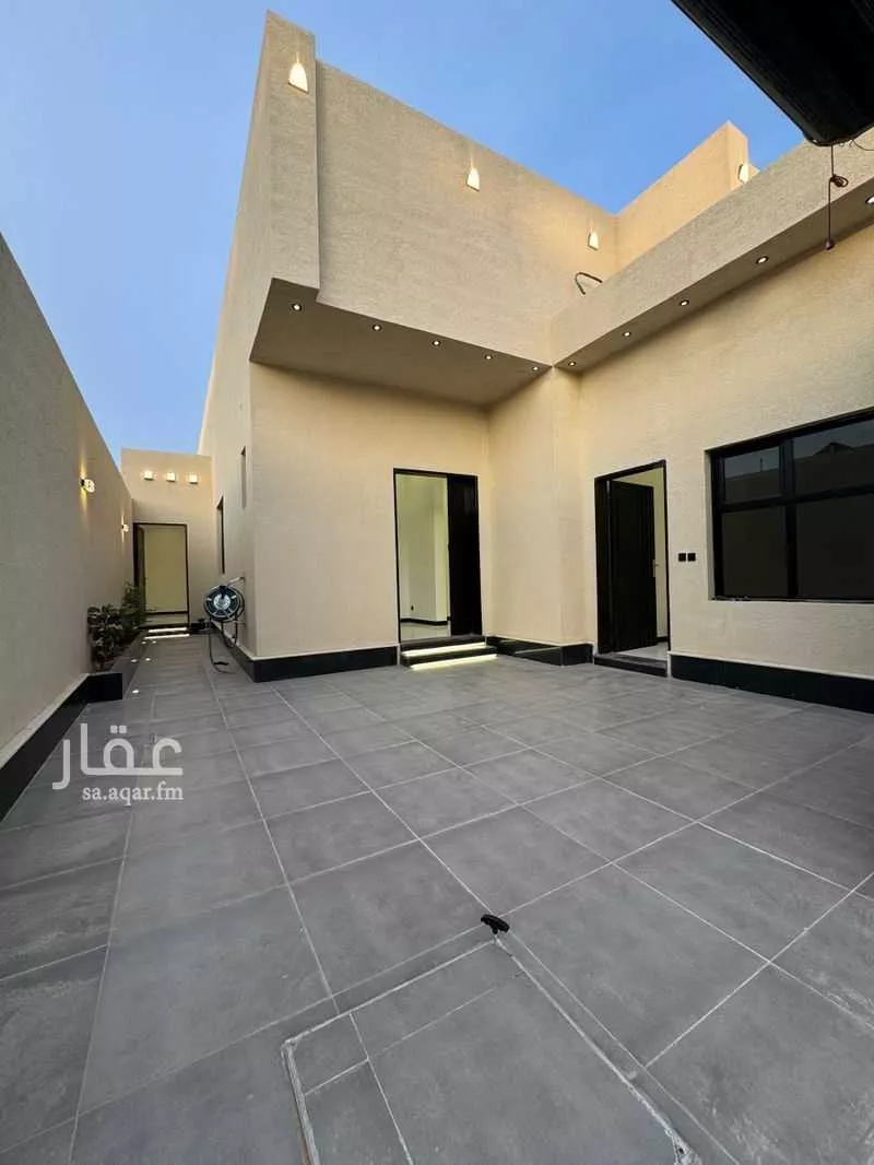 4 bedroom villa in Dahiat Namar 3