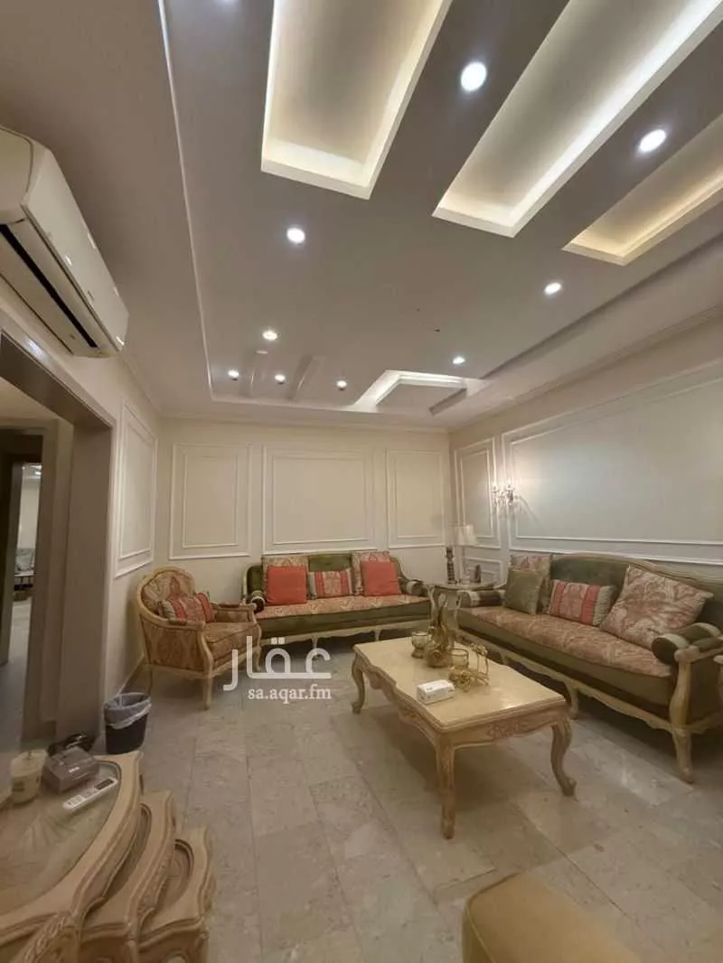 11 bedroom villa in Al Fardus, Jeddah 4