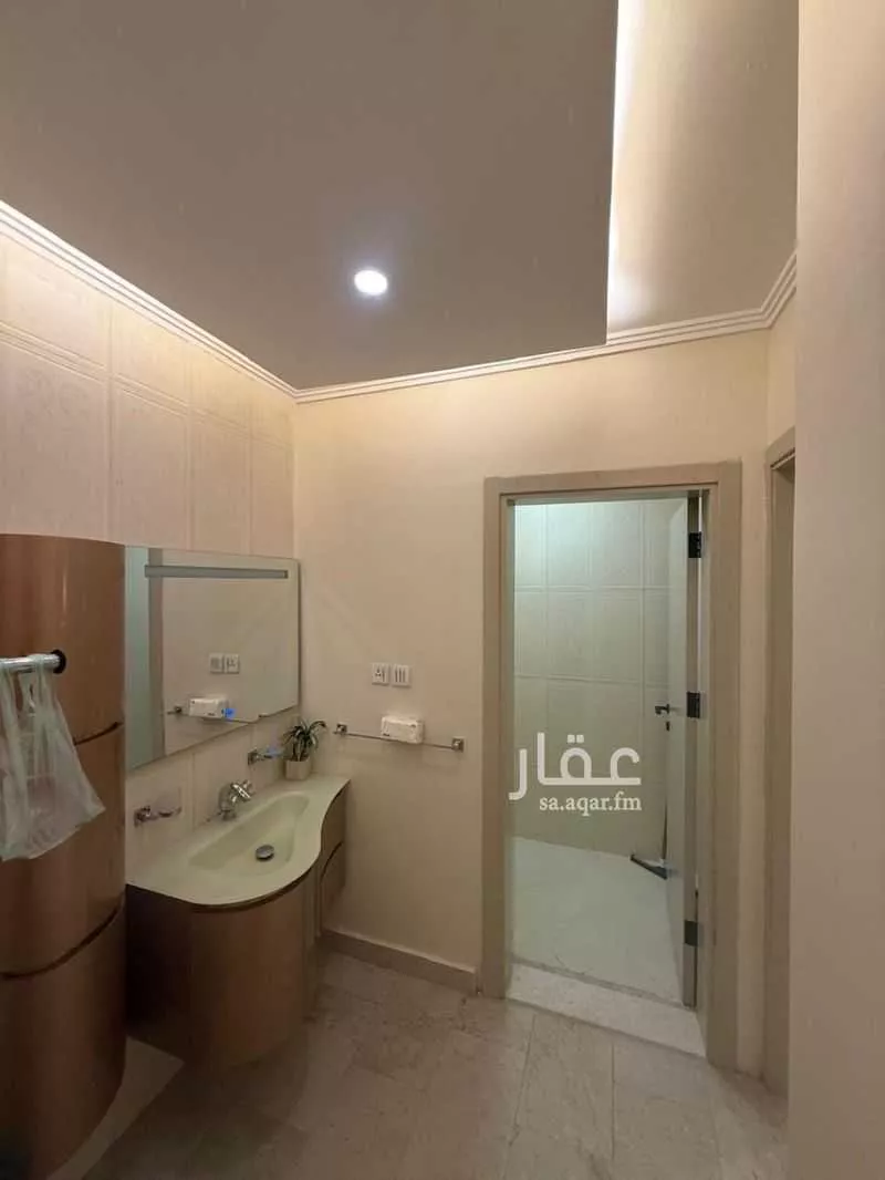 11 bedroom villa in Al Fardus, Jeddah 8