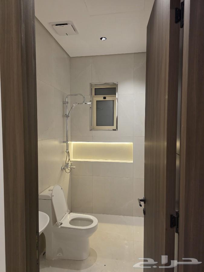 3 bedroom apartment in Al Sawari, Jeddah 6