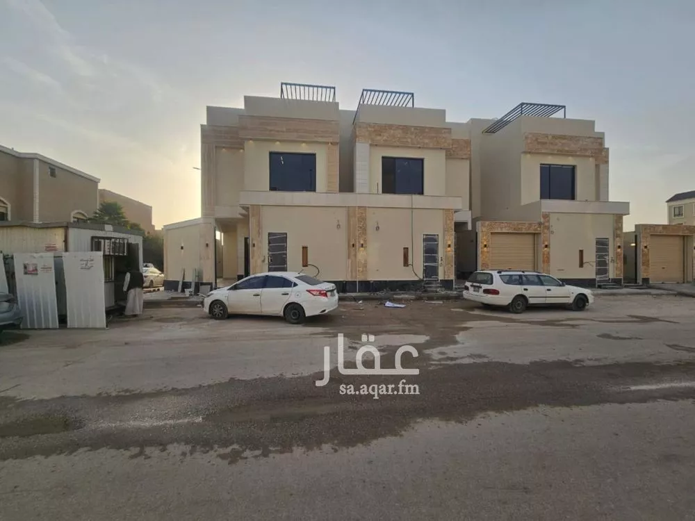 فيلا 5 غرف في العارض 9
