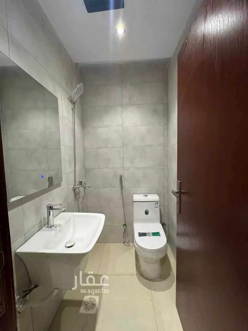 شقة  في العزيزية، جدة 4