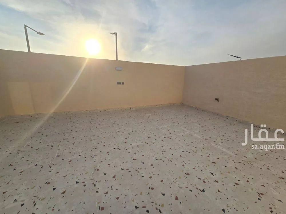 5 bedroom villa in Al Uraija Al Gharbiyah 8