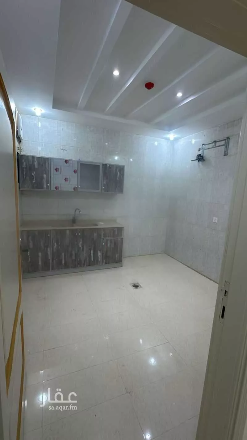 3 bedroom apartment in Al Wurud, Jeddah 6